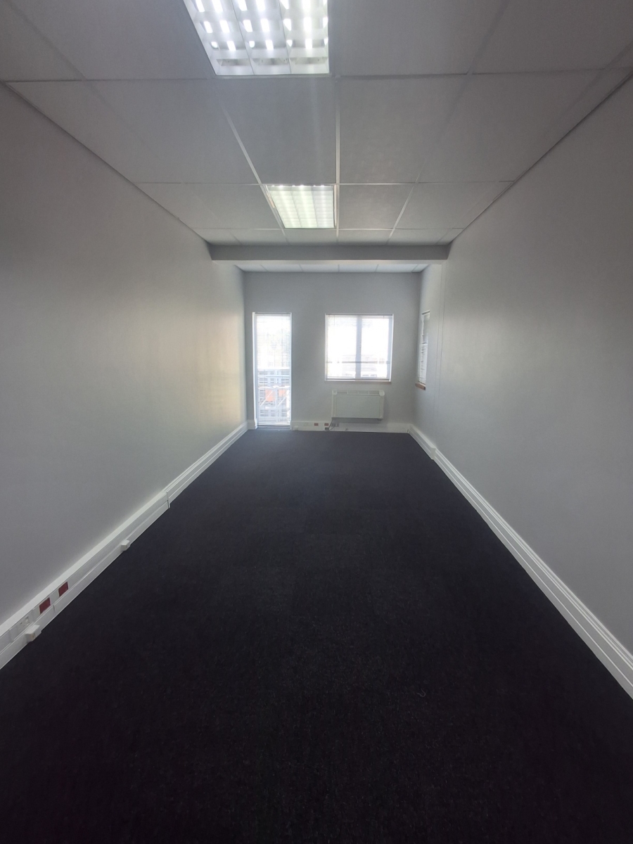 To Let Commercial Property for Rent in Berea Eastern Cape